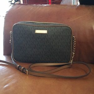 Michael Kors crossbody bag